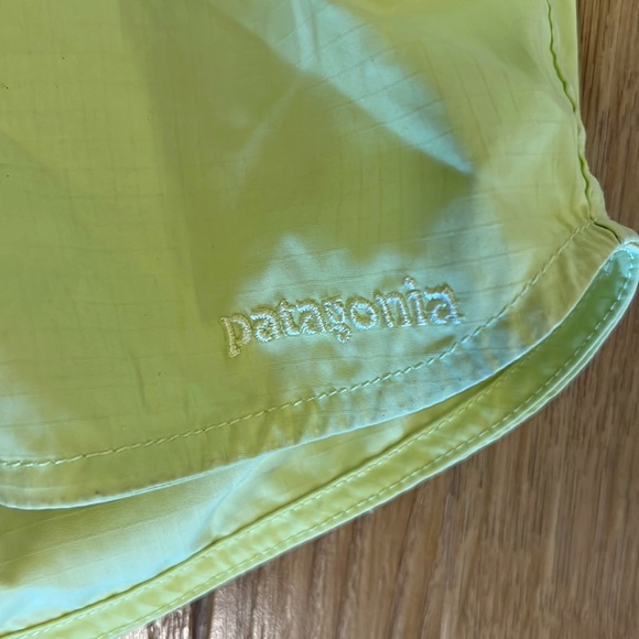 Patagonia Board Shorts in Yellow Size 12 - Picture 4 of 7